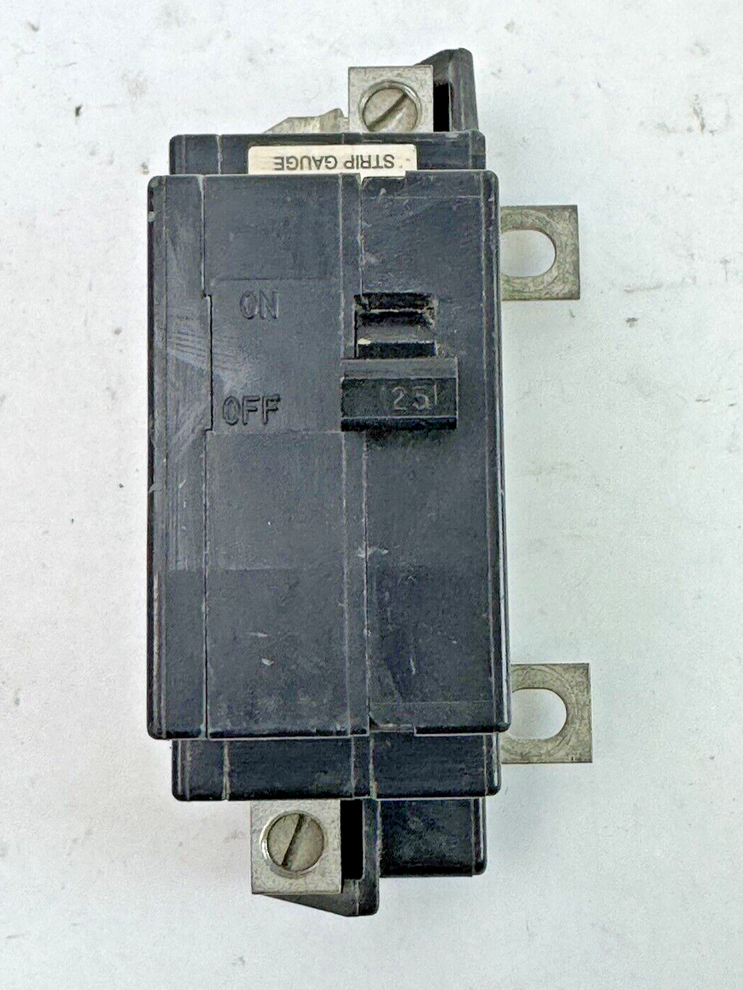 SQUARE D - QOM125VH - MAIN CIRCUIT BREAKER - 2 POLE/ 125 A/ 240 VAC1