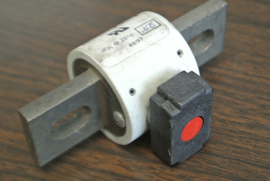 FERRAZ A015R800IL PROTISTOR FUSE / w/ INDICATOR / 150A / 800V NEW SURPLUS0