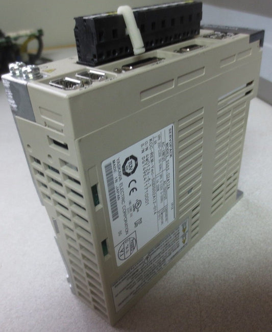 YASKAWA SGDS-02A12A SERVOPACK / SERVO DRIVE - 200V - WOW!0