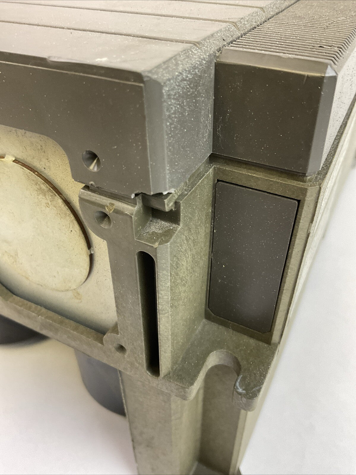 FUJI FRN020G11S-4UX FRENIC 5000G11 OUTPUT 3PH 20HP 380-460V30A SOURCE 380-480V3