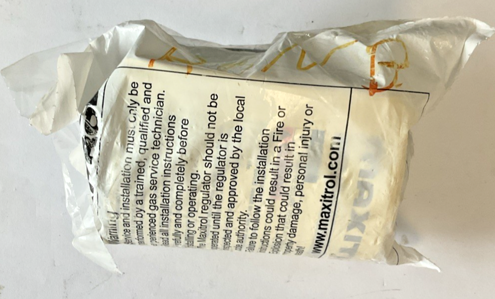 MAXITROL RV48L PRESSURE REGULATOR  1/2"2