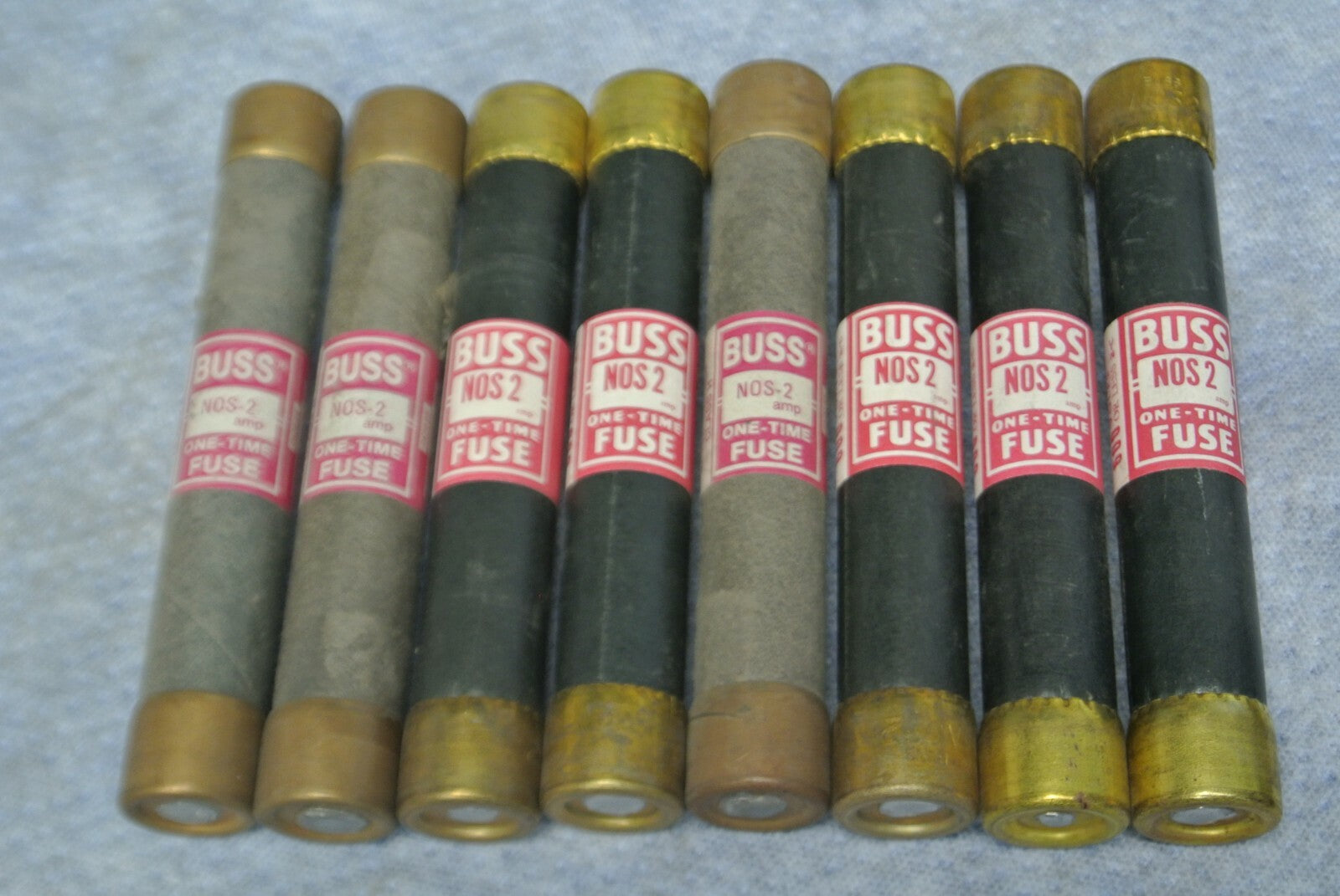 LOT of 8 / BUSS NOS2 CLASS H ONE-TIME FUSES / 2A / 600V / NEW SURPLUS0