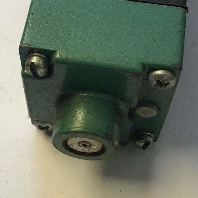 NUMATICS 153SS515M019M61 SOLENOID VALVE 24VDC 25A 150PSIG-AIR 6.0WATTS7