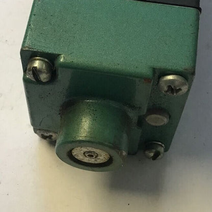 NUMATICS 153SS515M019M61 SOLENOID VALVE 24VDC 25A 150PSIG-AIR 6.0WATTS7