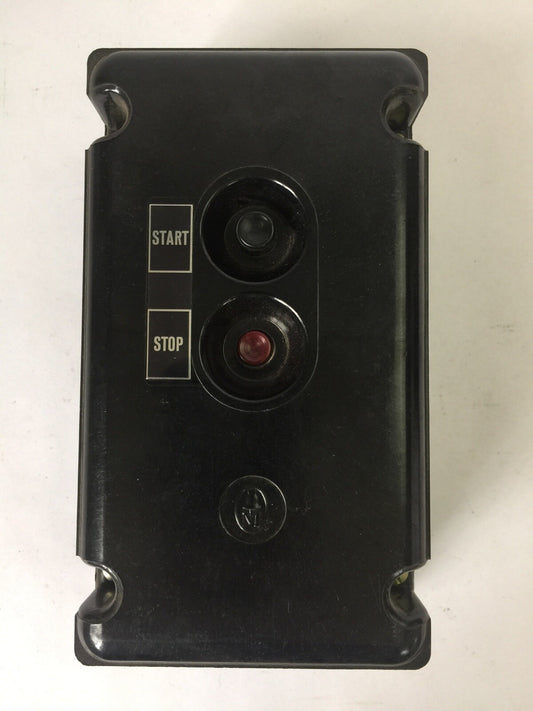 AMERICAN KLOECKNER-MOELLER PKZ 3B-10/52 START STOP PUSH BUTTON SWITCH 600VAC 20A0