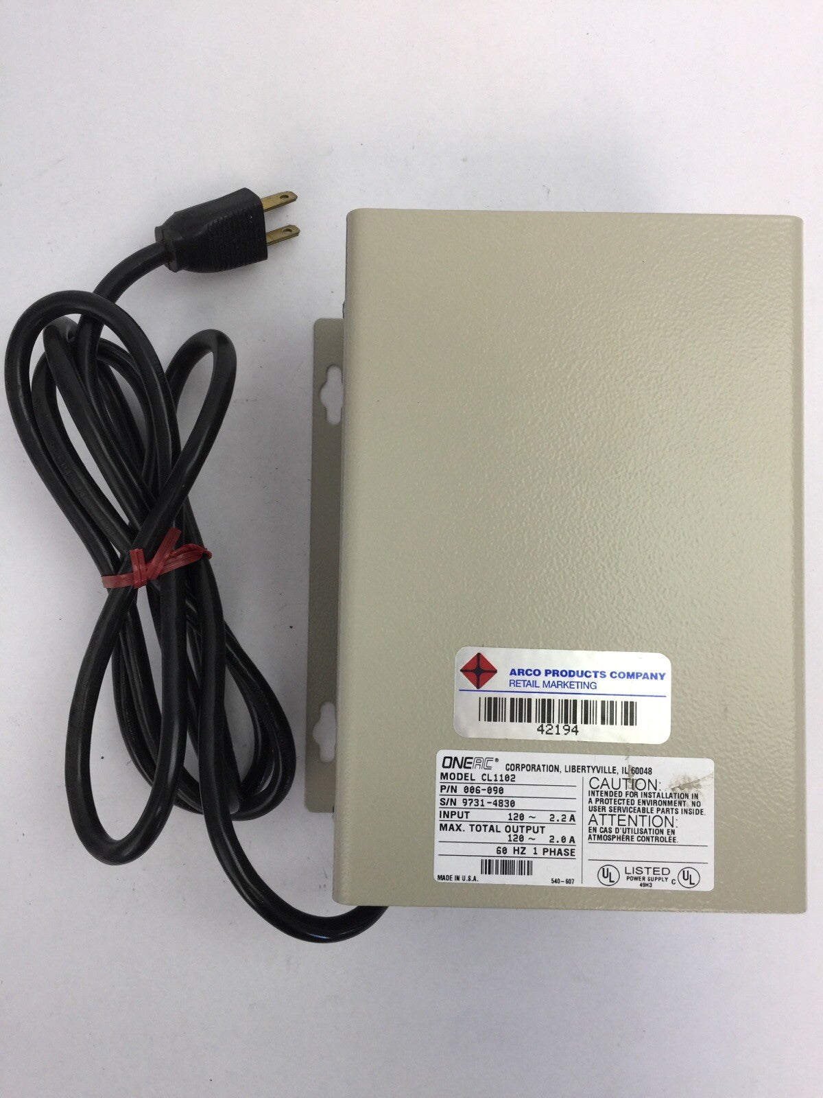 ONEAC CL1102 POWER CONDITIONER INPUT 120VAC 2.2A OUTPUT 120VAC 2.0A 60HZ 1 PHASE0