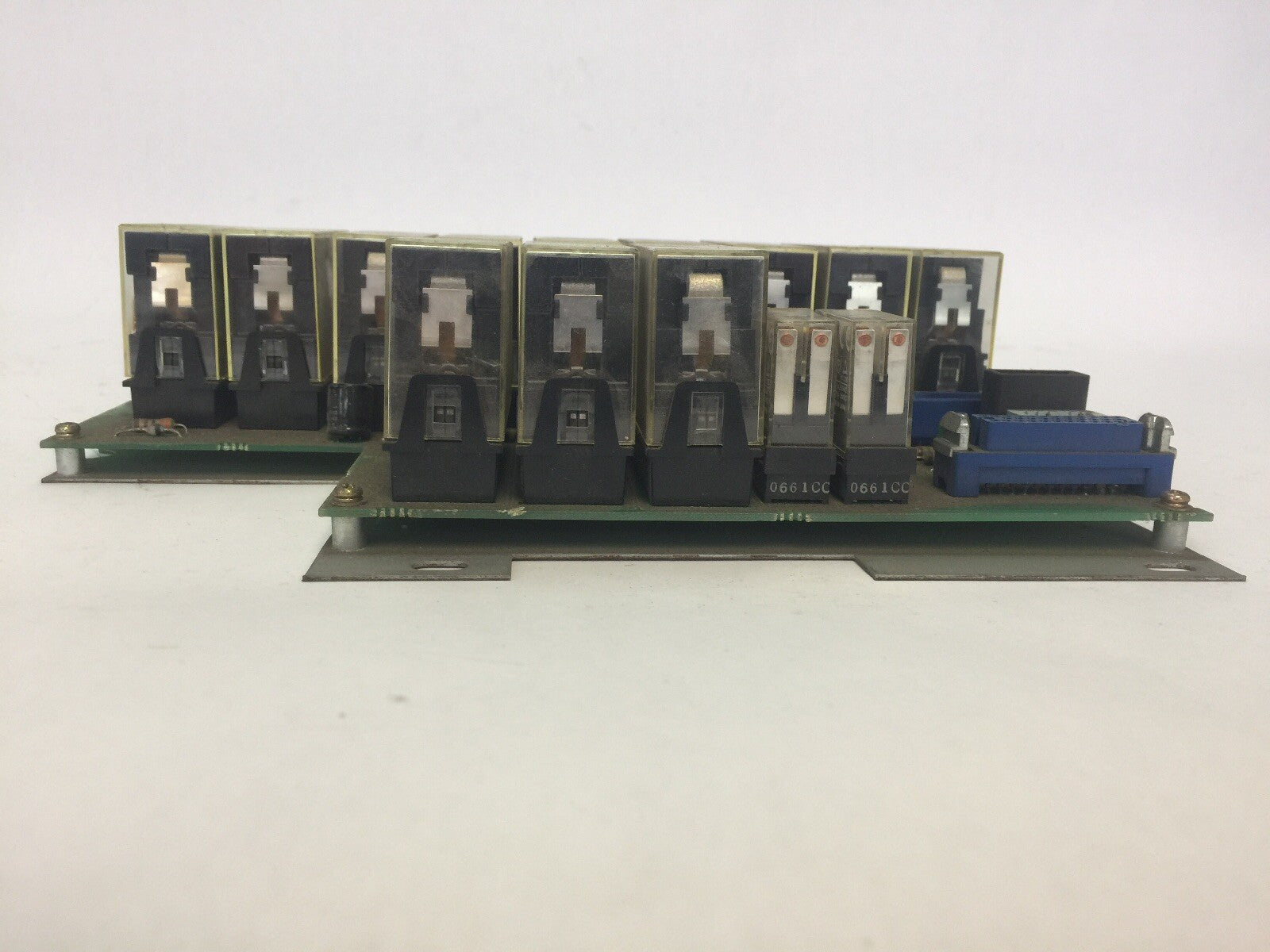 FANUC A20B-9002-0300/02A E STOP RELAY BOARD5