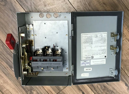 GENERAL ELECTRIC THN3361J SAFTEY SWITCH NON FUSIBLE 30A MODEL 11 600VAC/250VDC6