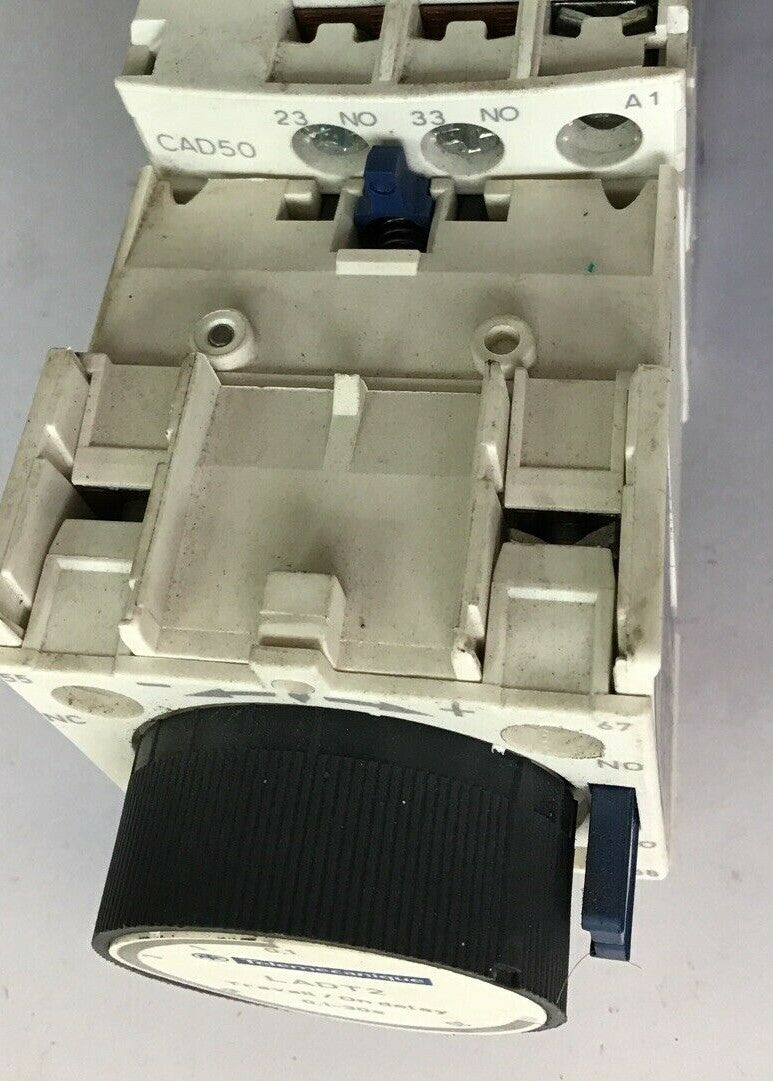 TELEMECANIQUE CAD50 CONTACTOR 10A 690V 6KV W/ LADT2 TIME DELAY 0.1-30S1