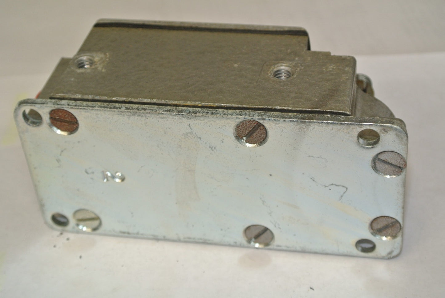 R.B. DENISON L100WDL-2M LIMIT SWITCH 600V MAX GOULD / TELEMECANIQUE NEW SURPLUS6