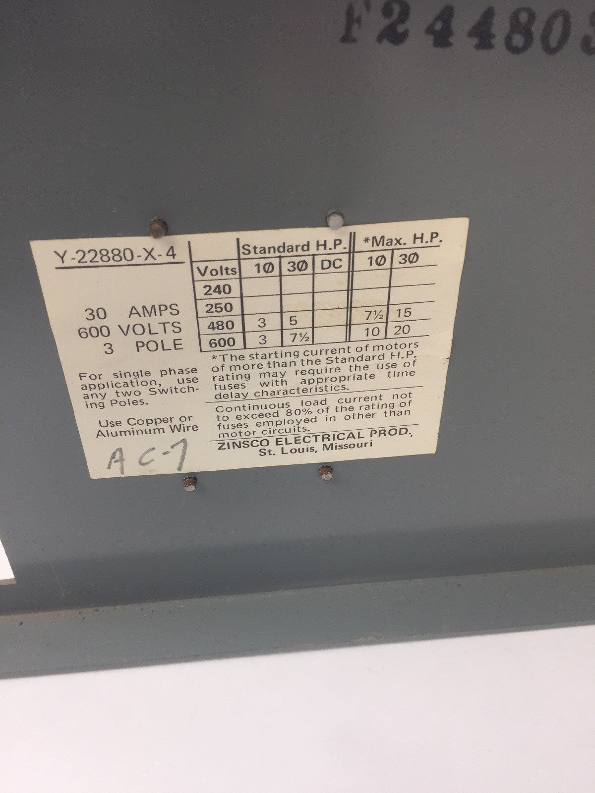 ZINSCO QSFT353B TWIN PANELBOARD FUSIBLE 30AMP 600VAC 3 POLE 7 1/8 HP3