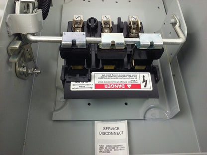 ITE F321H SER. A, 30A, 240V, 3PH, MAX H.P. 7.5, TYPE 12 ENCLOSURE, FUSIBLE, NEW5