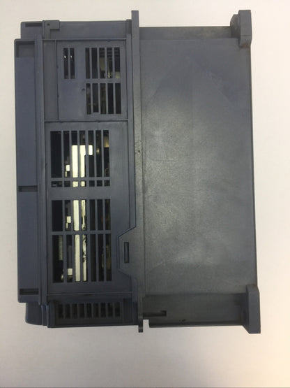 FUJI FRN7.5G1S-2J FRENIC MEGA DRIVE OUTPUT 3PH 200-240V 0.1-120HZ 16kVA 46.2A3