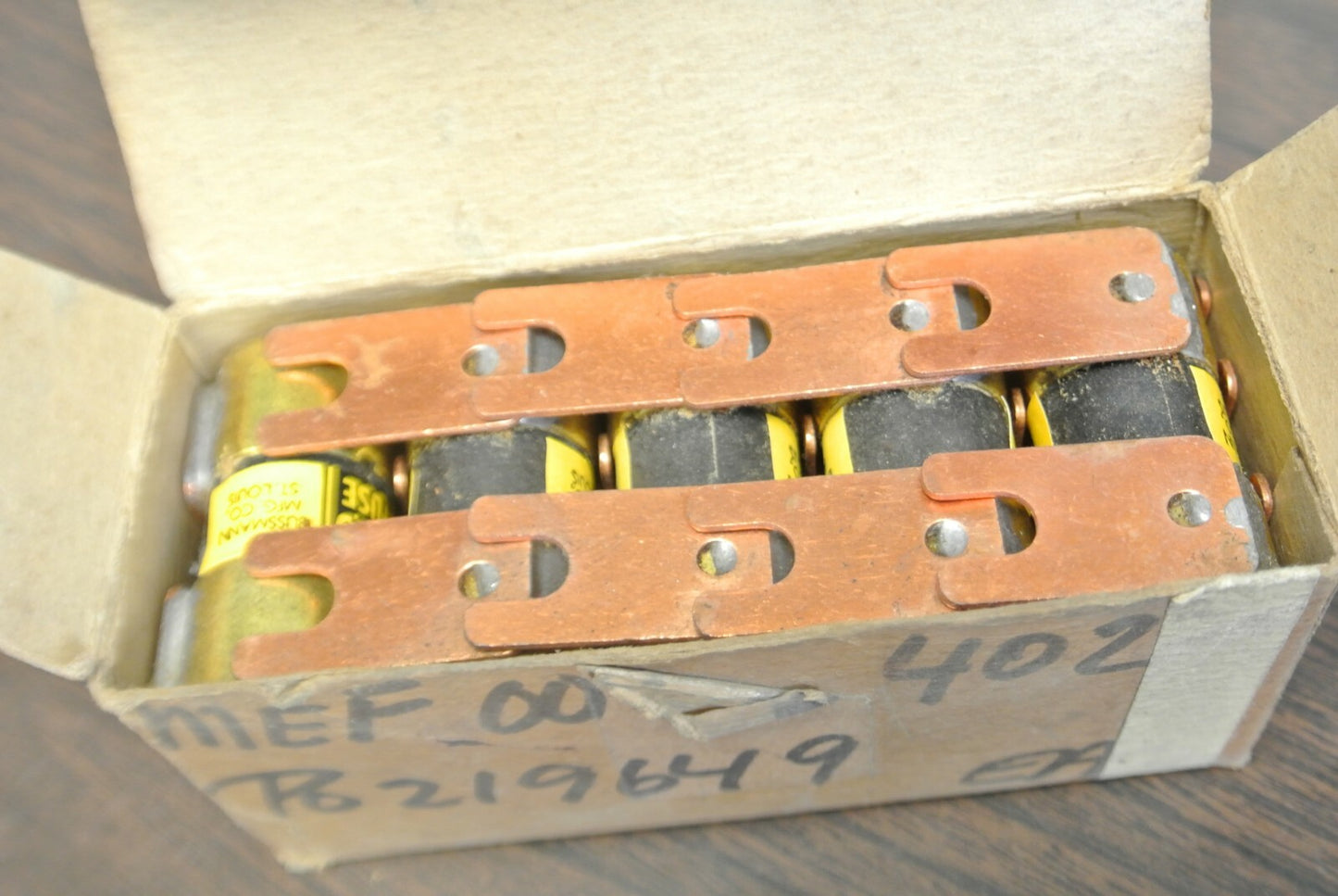 BOX of 10 / BUSS HBO25 BOLT-DOWN RECTIFIER FUSE / 25A / 32VDC / NEW SURPLUS4
