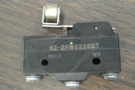 MICROSWITCH BZ-2RW82262T / SNAP-ACTION LIMIT SWITCH / NEW SURPLUS0