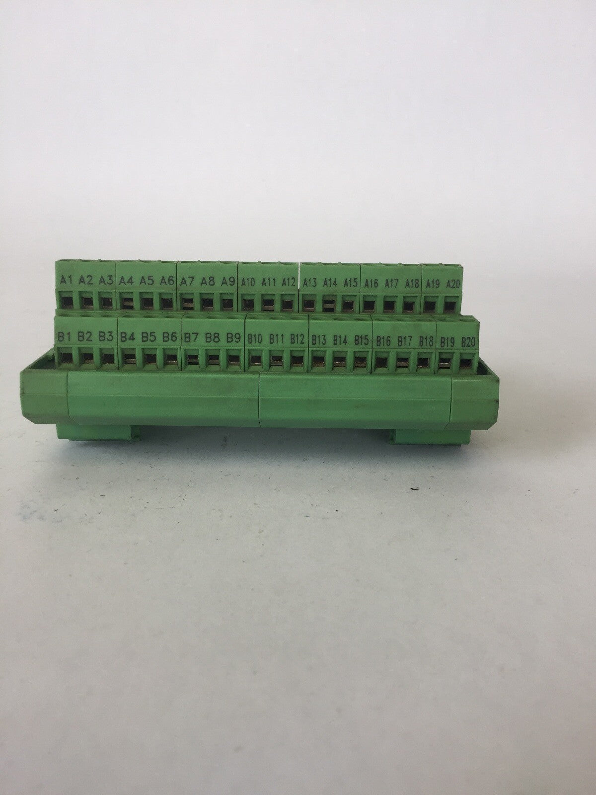 YASKAWA MOTOMAN 5535392 BREAK OUT MODULE BOARD REV A2