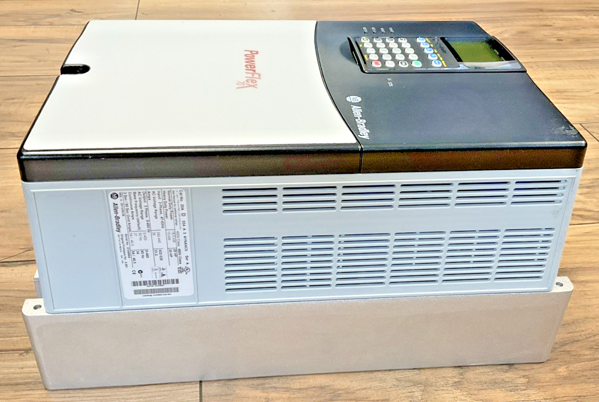 ALLEN BRADLEY 20AD034A3AYNANC0 POWER FLEX AC DRIVE 70 FRM 5.0015