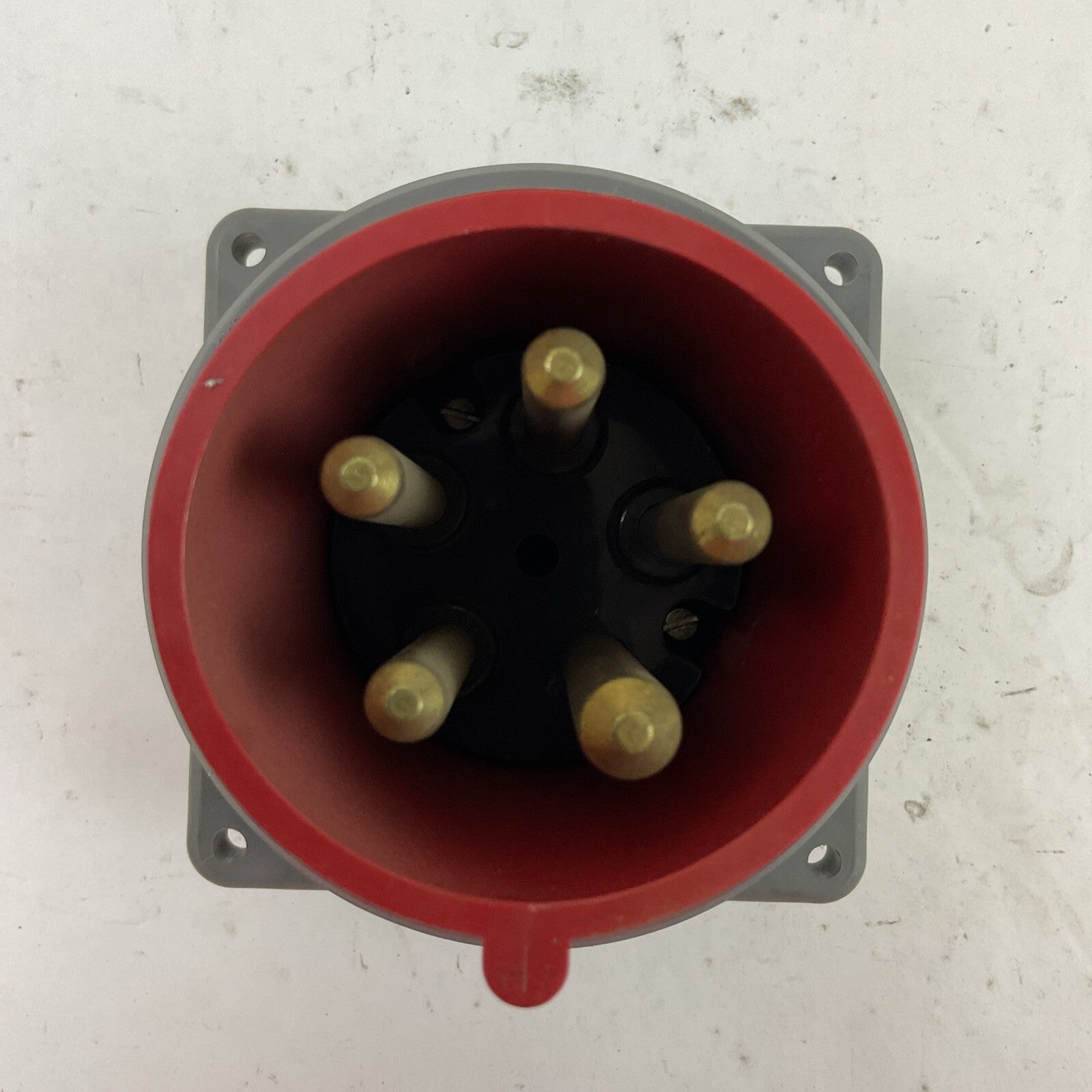 HUBBELL HBL560B7W PIN & SLEEVE INLET 277/480VAC 60A6