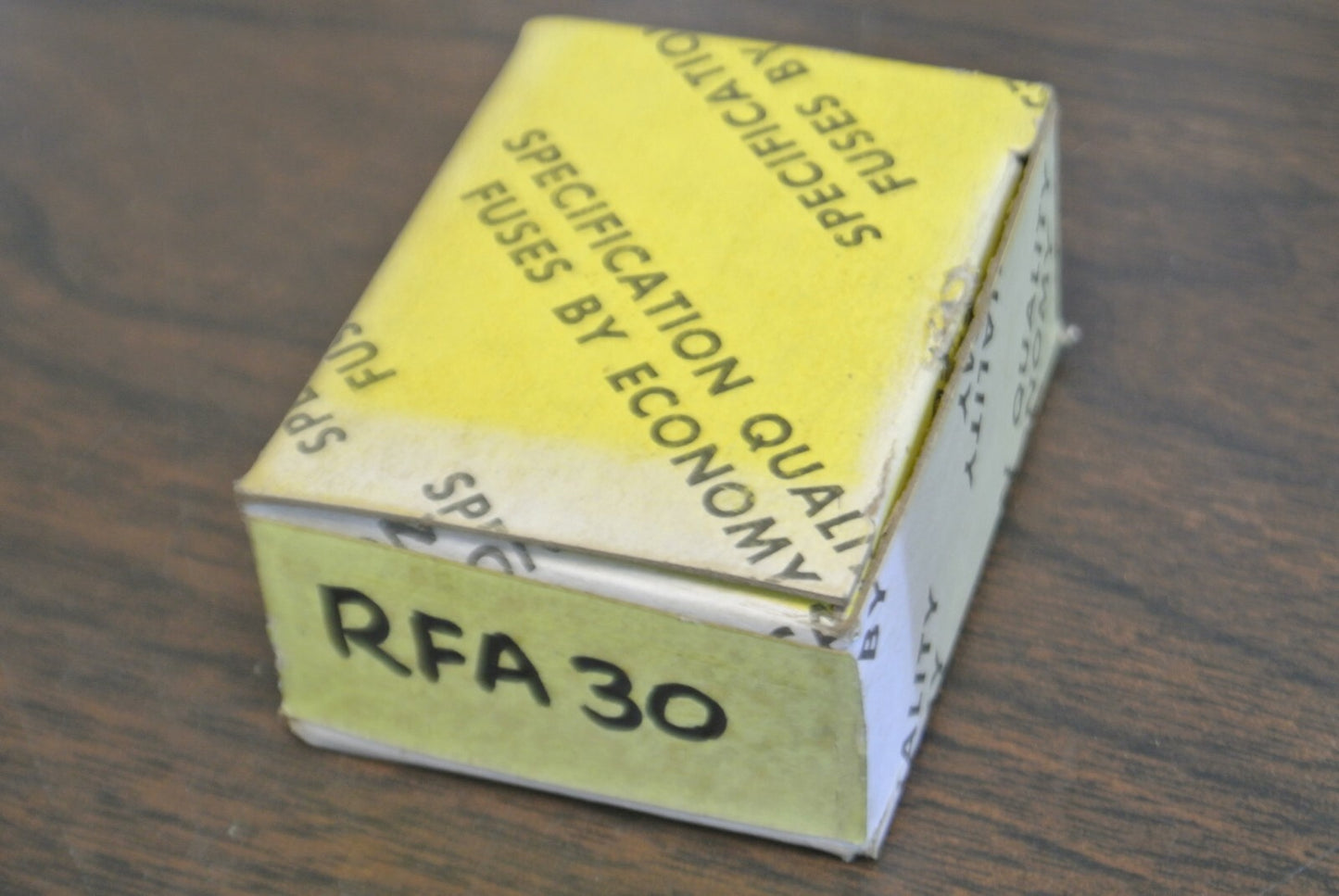 BOX of 10 / ECONOMY RFA30 TYPE RF FUSE / 30A / 130V / NEW SURPLUS4
