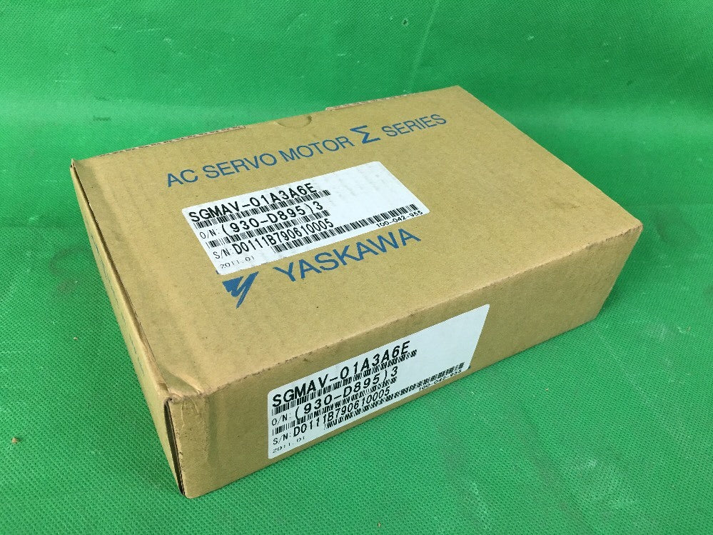 YASKAWA AC SERVO MOTOR SGMAV-01A3A6E 100W 200V 0.91A 3PH0