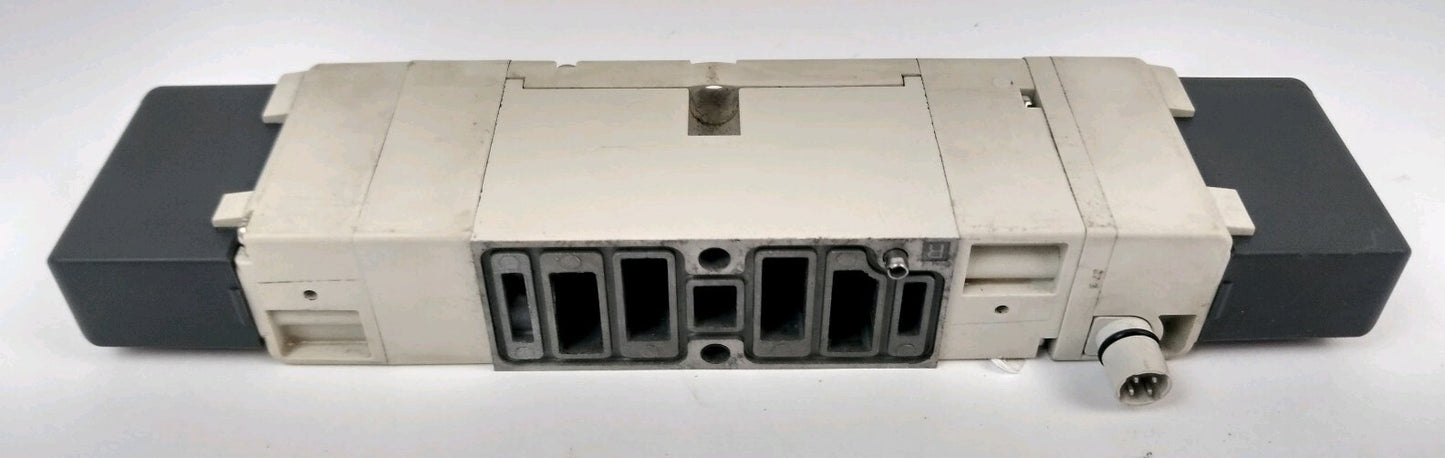 SMC VSR8-4-FIG-D-3VZ SOLENOID VALVE 0.2-1.0MPa0