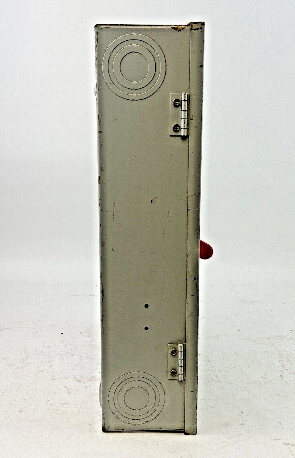 GE - TGN3324 MODEL 6 - SAFETY SWITCH NON-FUSIBLE - 200A/ 240VAC/ 3 POLE/ TYPE 12