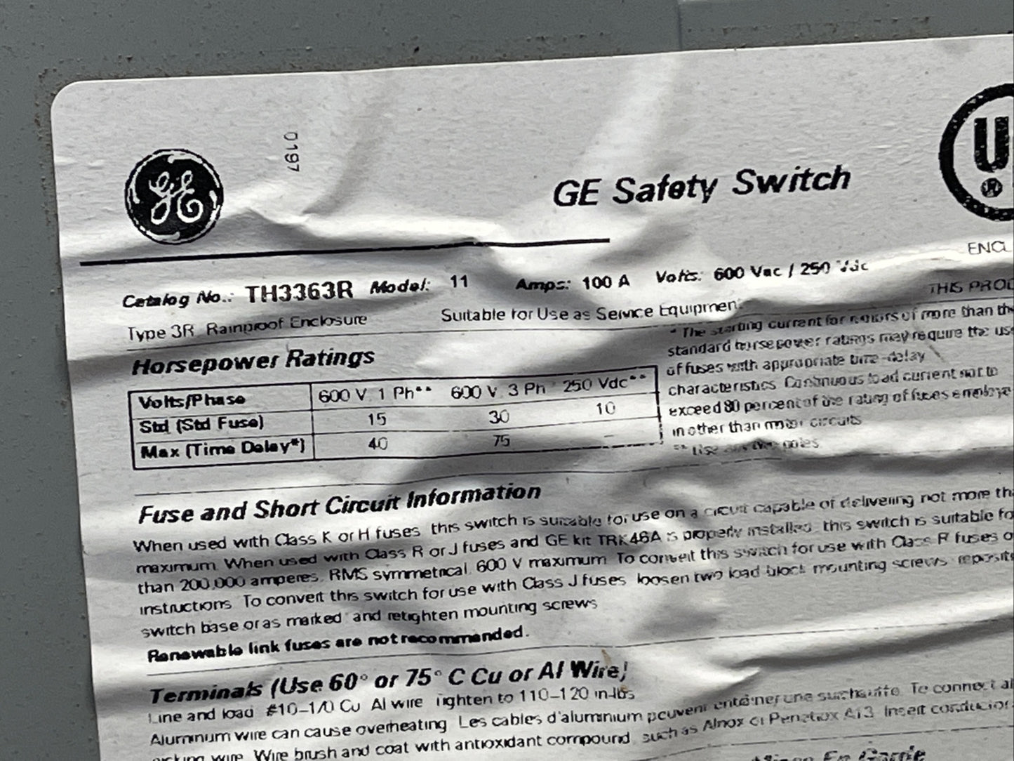 GE TH3363R MODEL 11 FUSIBLE SAFETY SWITCH 100A 600VAC 250VDC 30HP 3P TYPE 3R1