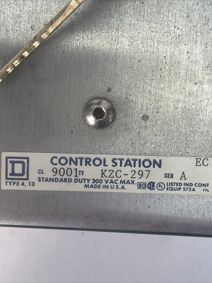 SQUARE D 9001 KZC-297 CONTROL STATION SER A TYPE 4,13 300VAC3