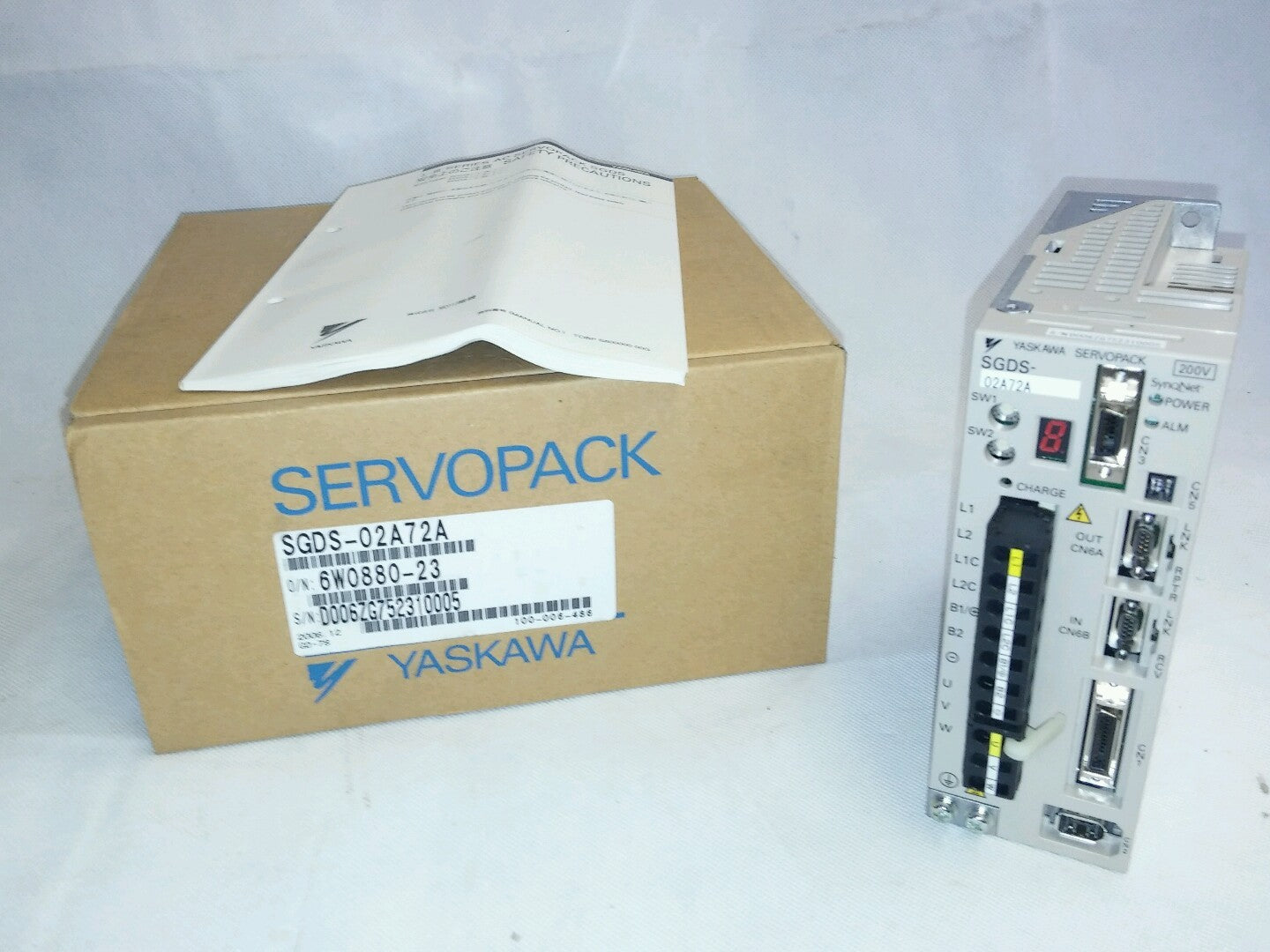 Yaskawa SGDS-02A72A Servo Driver2