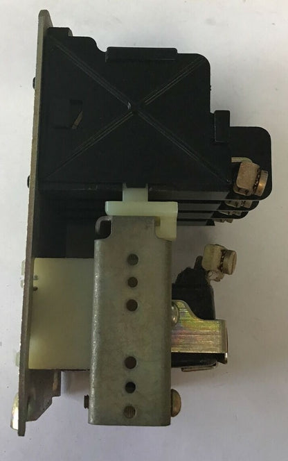 STRUTHERS-DUNN 601-4-4S0 TYPE MC RELAY 120V 50-60CY 10A 600VAC4