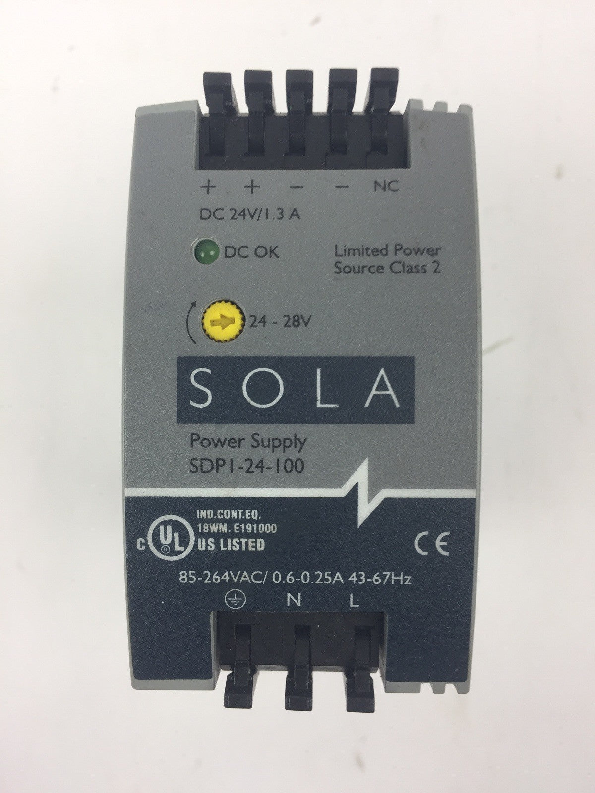 SOLA SDP 1-24-100 POWER SUPPLY 24VDC/1.3A 85-264VAC/0.6-0.25A 43-67HZ0