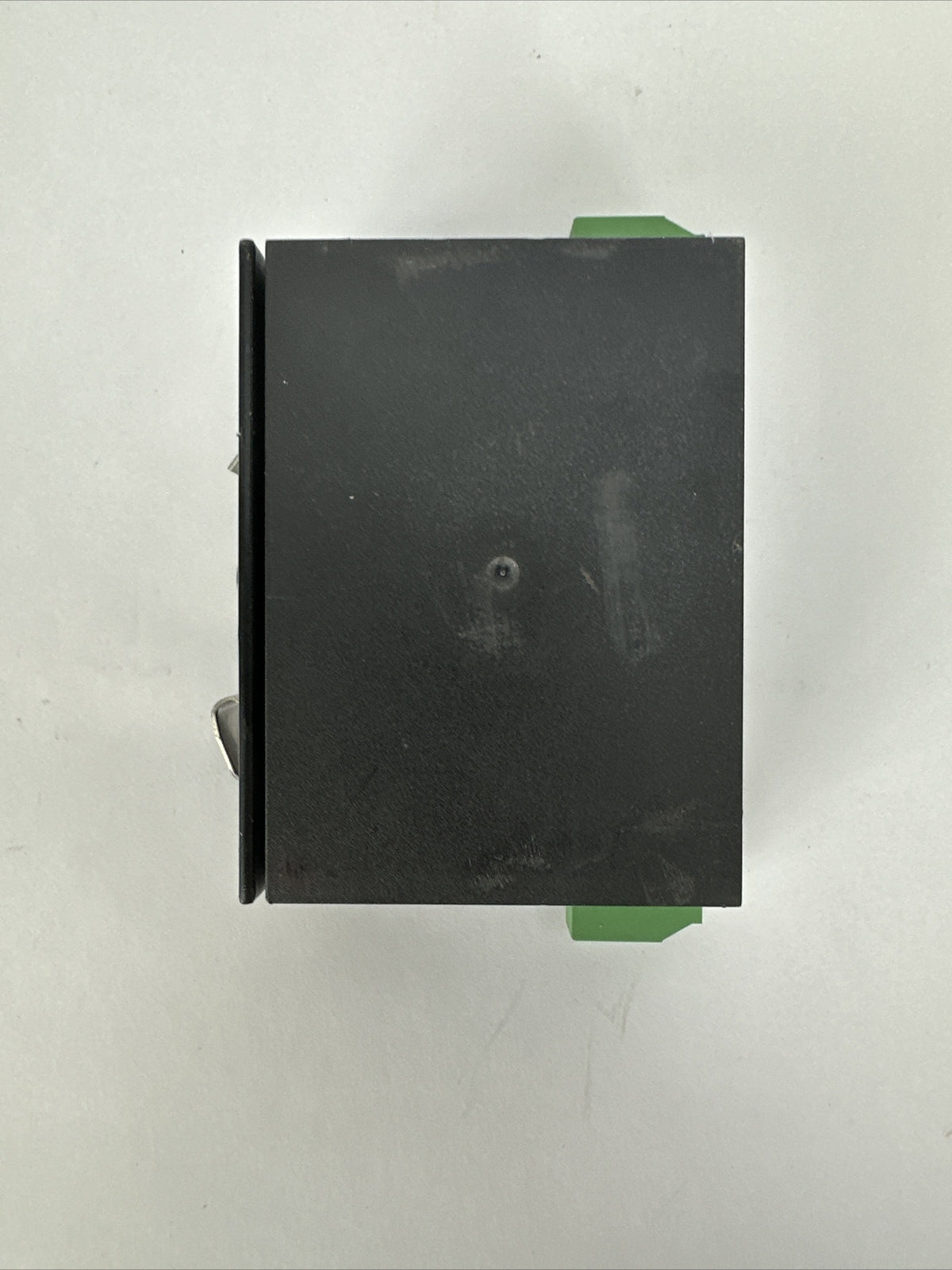 SOLA SCP30 S24B-DN POWER SUPPLY OUT 24VDC 1.3A INPUT 100-240VAC 100-353VDC 0.75A2