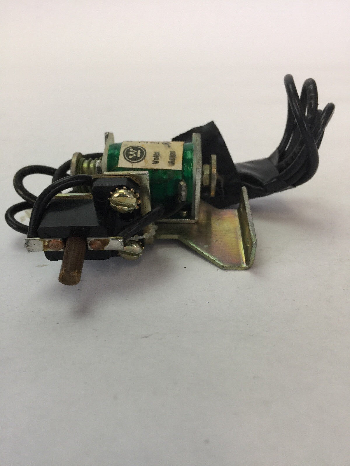 WESTINGHOUSE/CUTLER HAMMER 2609D42G19 SHUNT TRIP 120VAC 60HZ 0.88A 0.033SEC 5