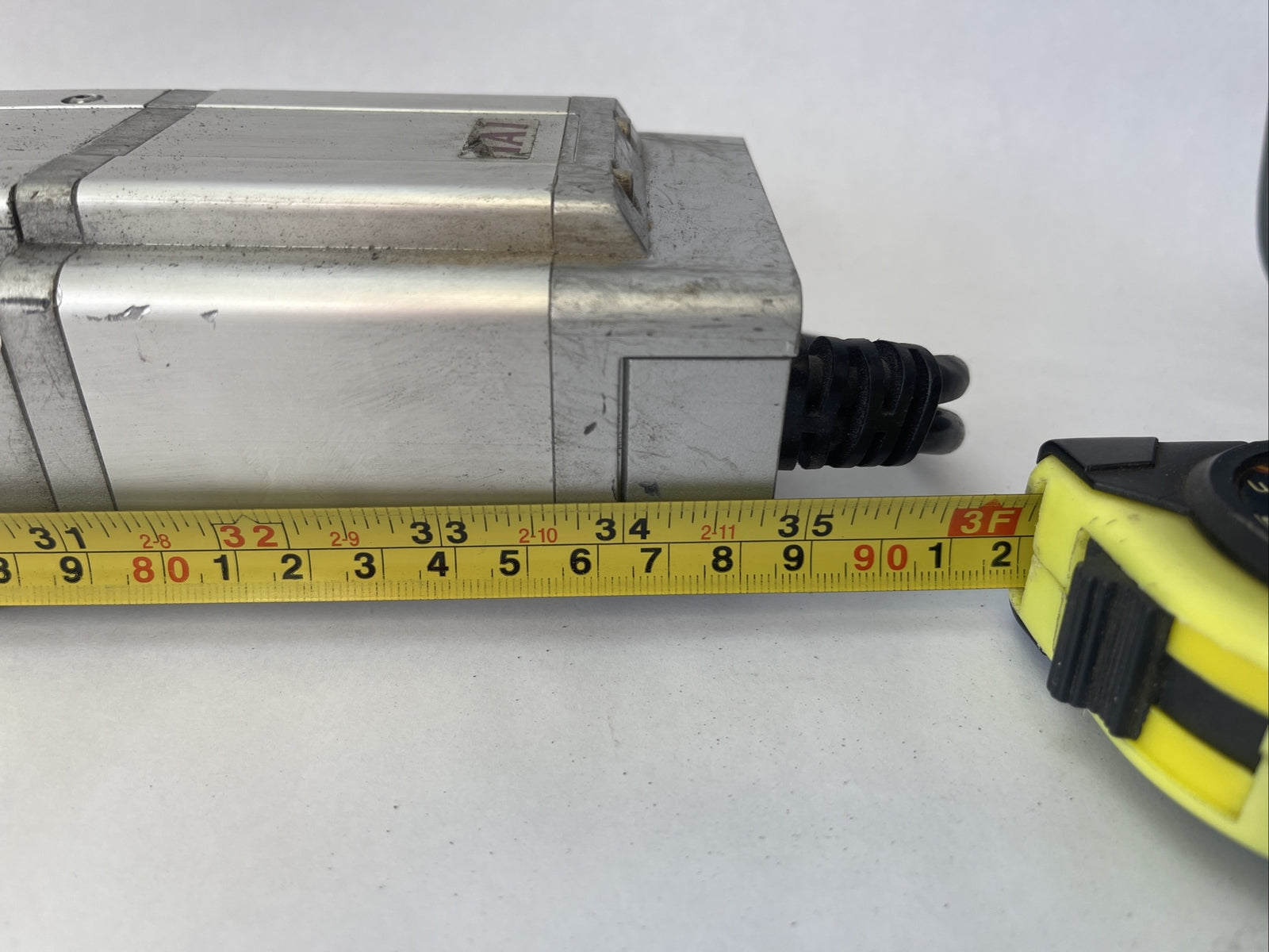 IAI RCS3P-SA8C-I-100-30-600-T1-M-A1E CYLINDER LINEAR ACTUATOR1