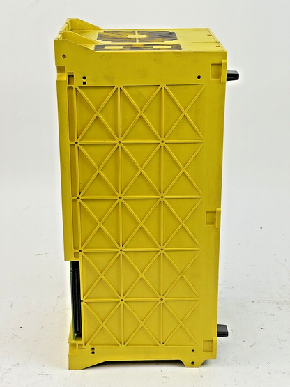 GE FANUC - 18M-MCU06333-001R00 - 3-SLOT RACK CHASSIS6