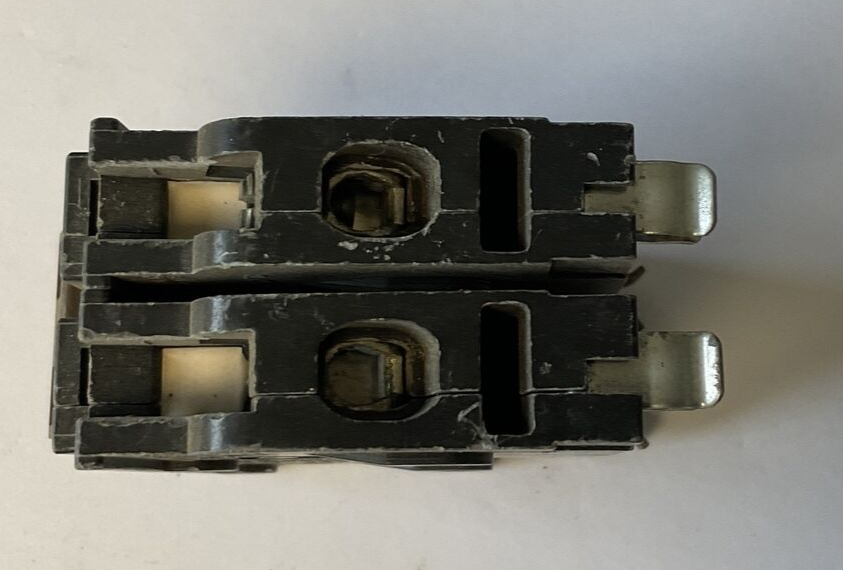 MURRAY MQ250 CIRCUIT BREAKER 50A 2POLE 120/240VAC TYPE MSQ ***LOTOF8***7