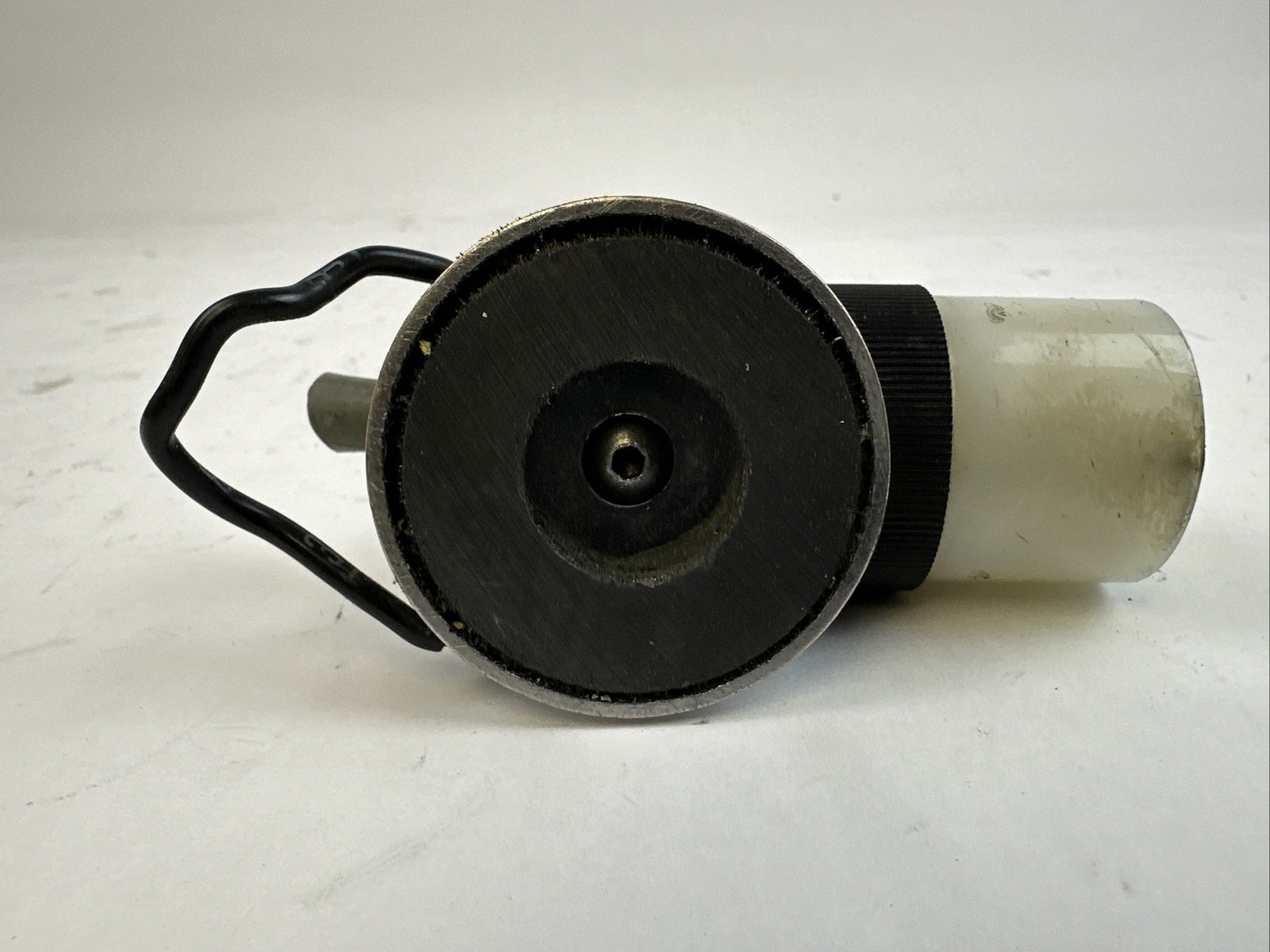 HUBBELL HBL5269C INSULGRIP RECEPTACLE CONNECTOR 125V 15A3