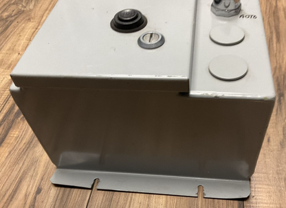 CUTLER HAMMER ECN1818CAC COMBINATION STARTER1