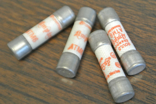 LOT of 4 / GOULD-SHAWMUT ATM6 AMP-TRAP® FUSE / 6A / 600V / NEW SURPLUS0