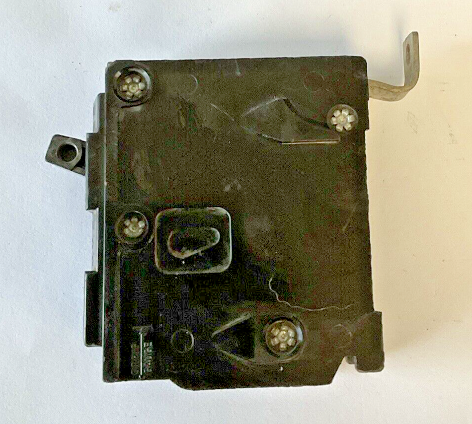 SIEMENS BL120 CIRCUIT BREAKER 20A 120/240VAC 1POLE4