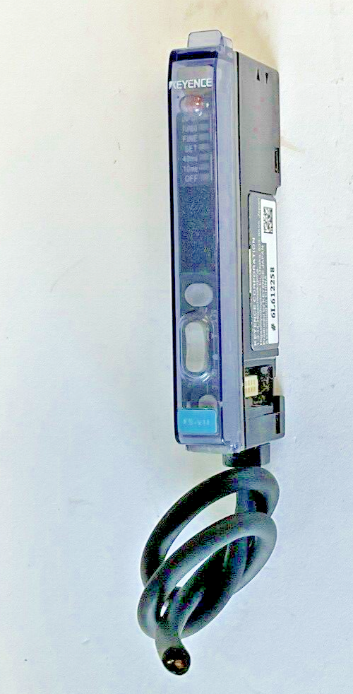 KEYENCE FS-V11P FIBER OPTIC SENSOR 24VDC 0