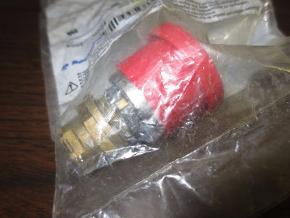 ALLEN-BRADLEY 800EM-MP24, Ser. A - MUSHROOM PUSH BUTTON - RED - NEW SURPLUS0
