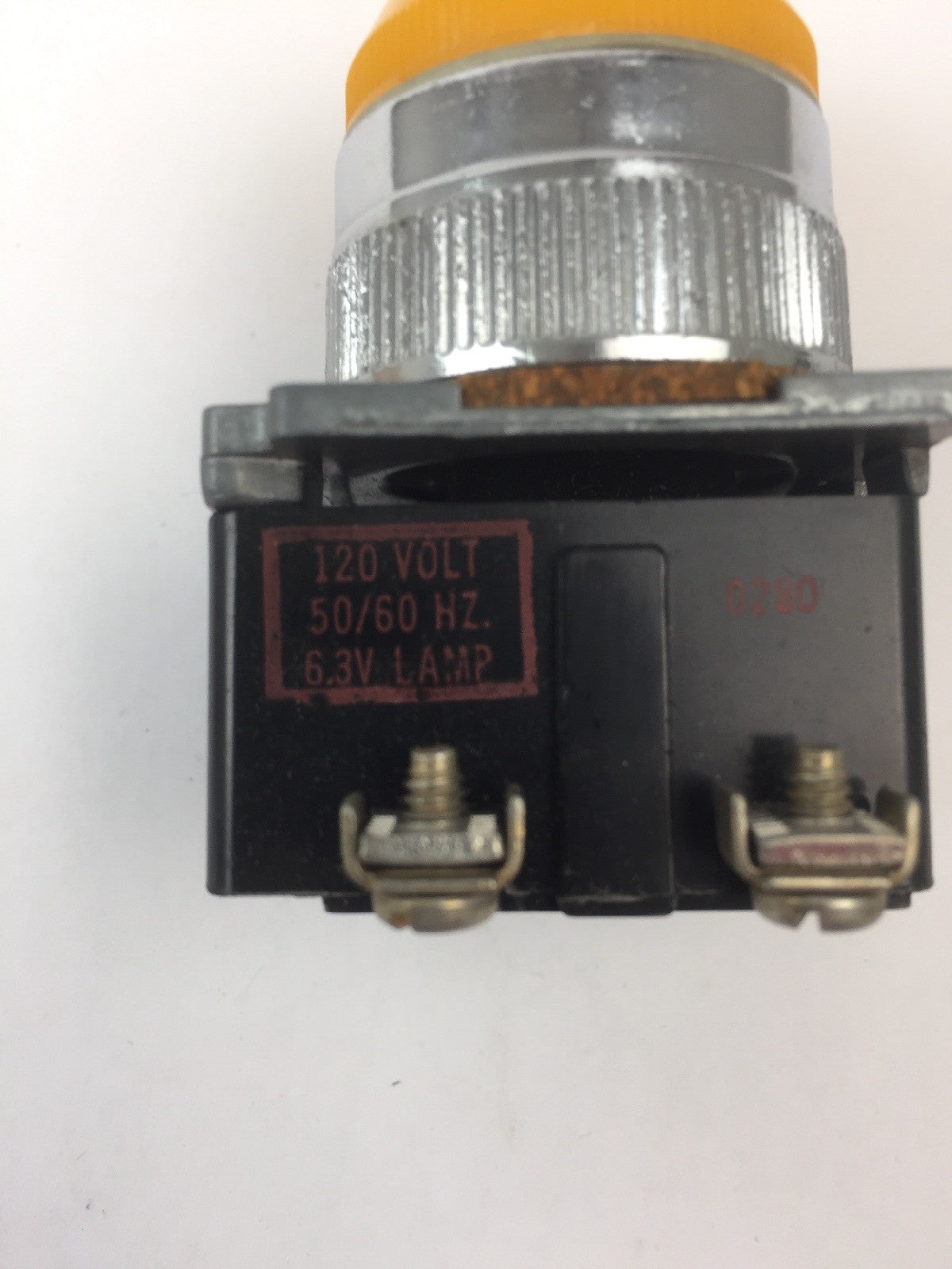 CUTLER HAMMER 10250T36 STD IND LIGHT 120V 50/60HZ 6.3V LAMP2