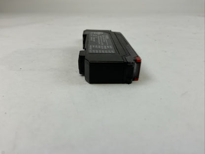 KEYENCE FS-MC8N LASER SENSOR 10-30VDC2
