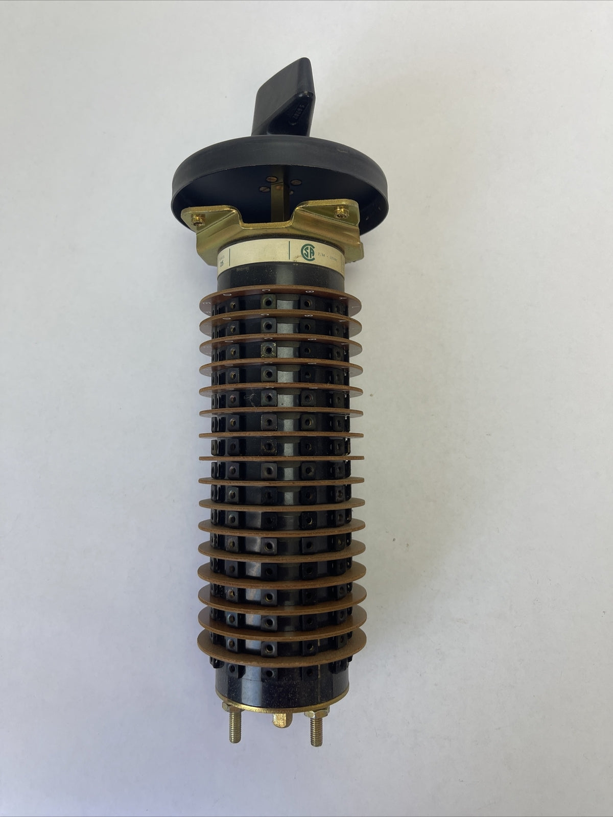 ELECTRO SWITCH CORP 25916LA ROTARY SELECTOR SWITCH 7.5A 125VAC SERIES 256