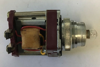 REES R 450 PUSH TO TEST PILOT LIGHT/ PANEL INDICATOR 230V 60CYC 1.5VA5