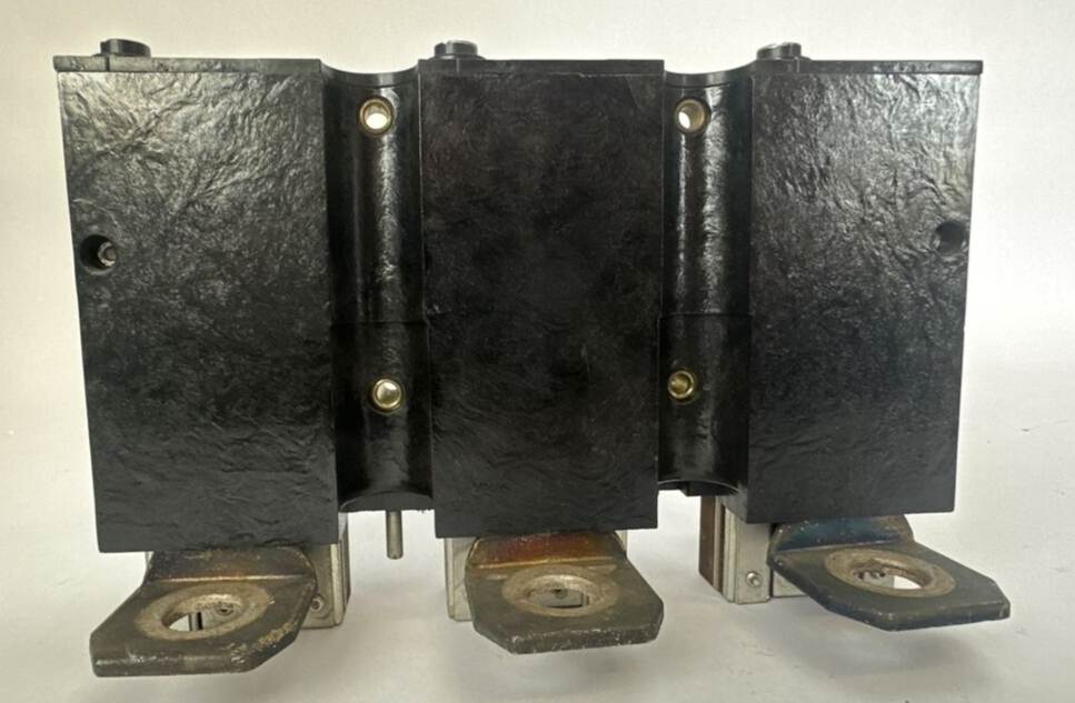 GE TKMA3T1200 TRIP UNIT 1200A 3POLE2