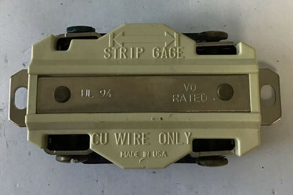 LEVITON 2430 LOCKING RECEPTACLE 3-POLE 3PHASE 5