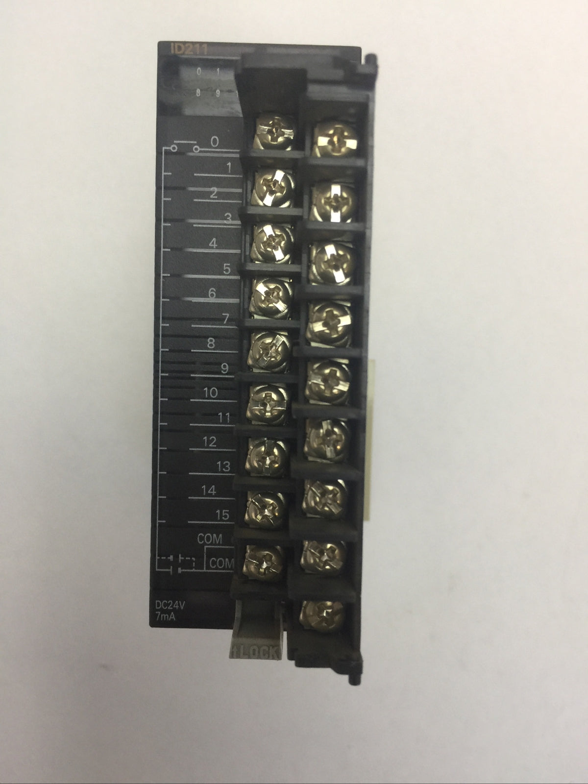 OMRON CJ1W-ID211 INPUT UNIT 24VDC 7mA2