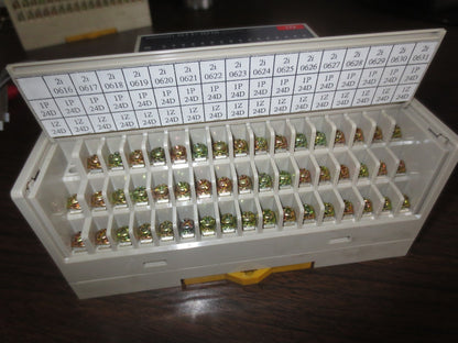 OMRON GT1-ID16 DIGITAL UNIT / MODULE 3